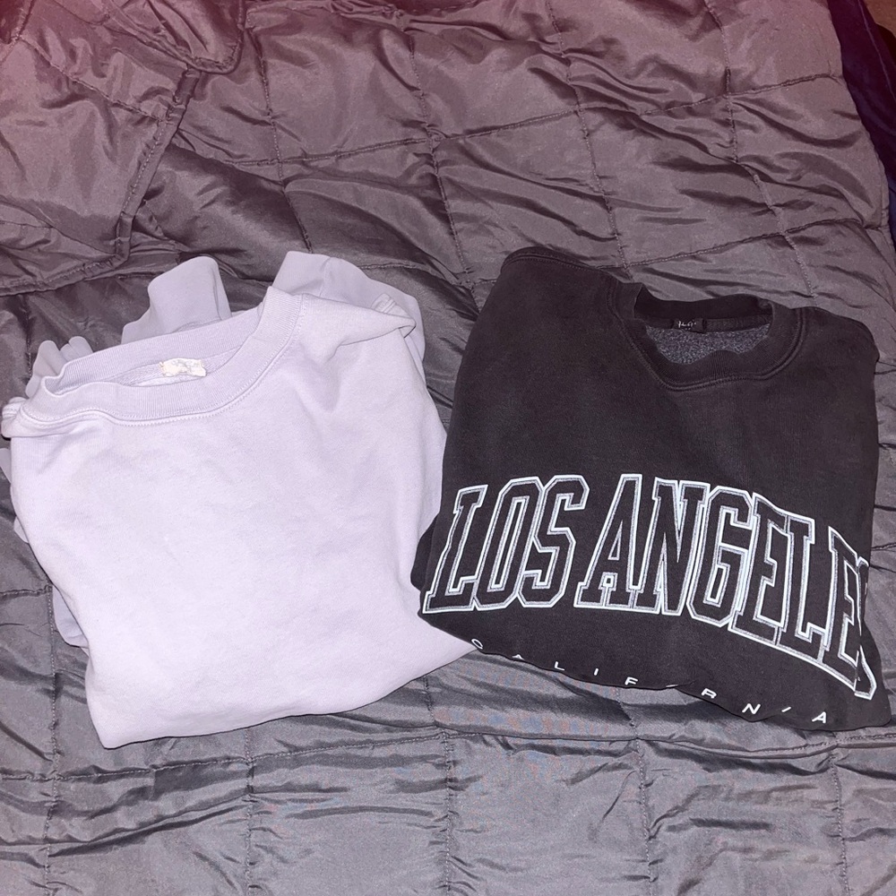 PacSun Lavender Crewneck & Black 'Los Angeles' Pullover Set